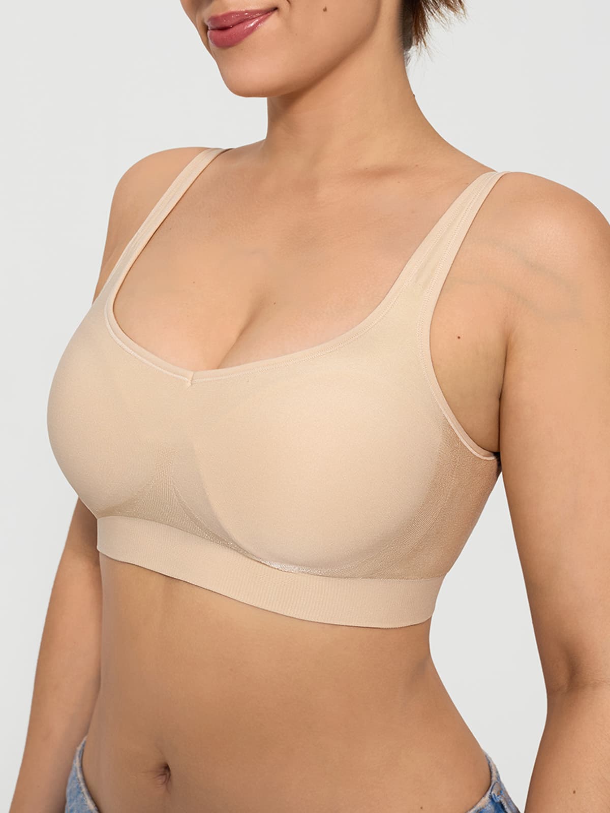 Seamless Adjustable Wide-Strap Underwire-Free Smoothing Bra