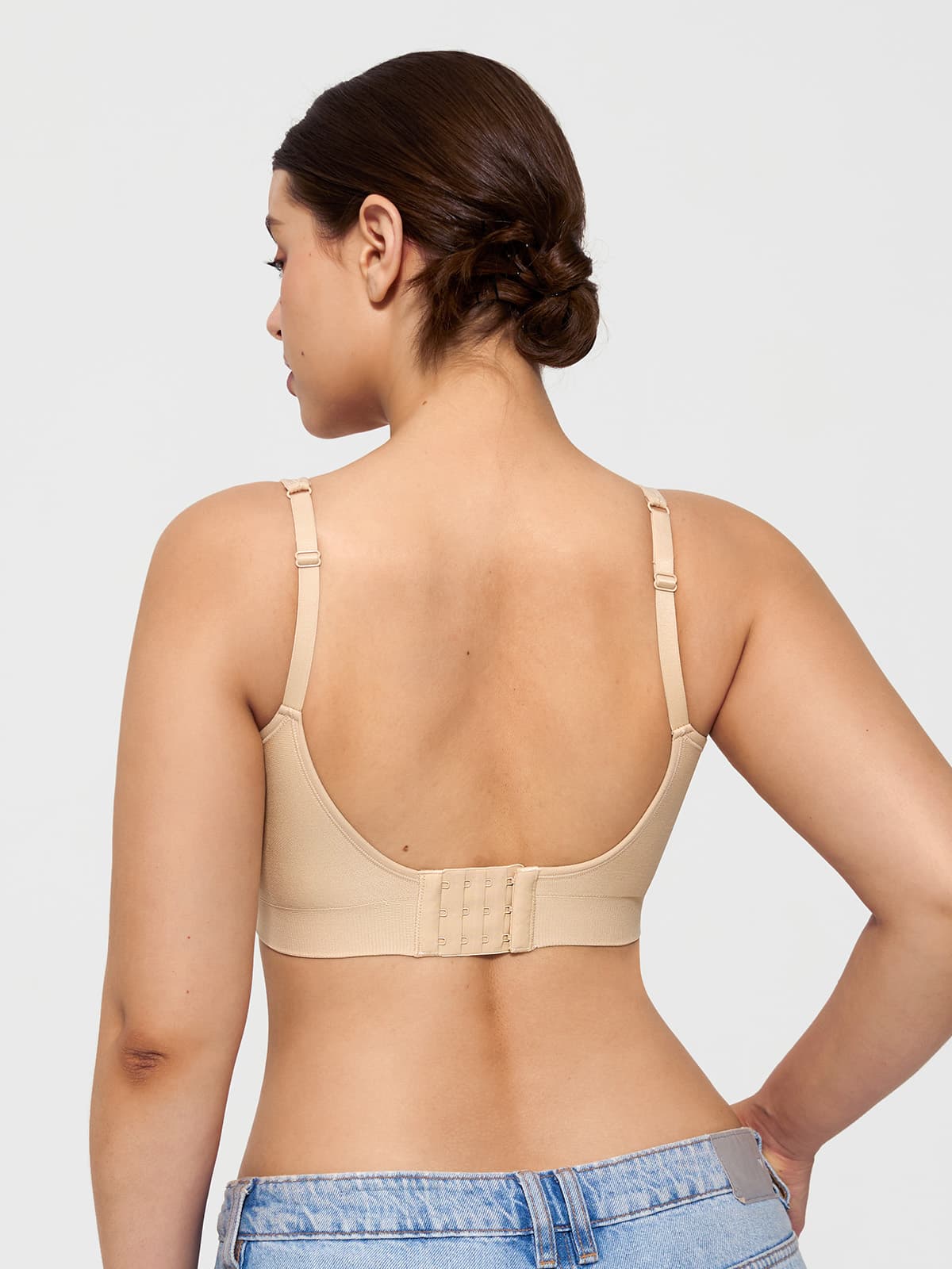 Seamless Adjustable Wide-Strap Underwire-Free Smoothing Bra