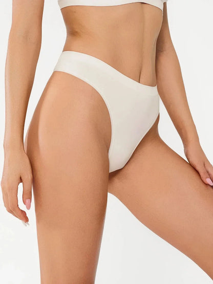 Seamless AirKnit Thong