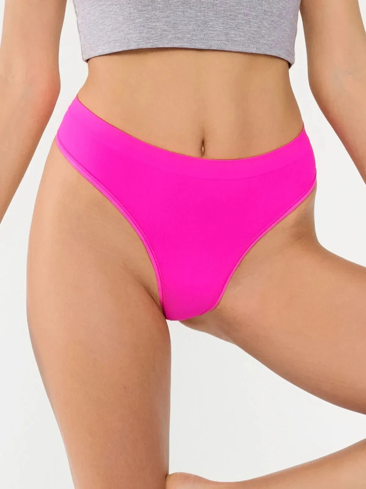 Seamless AirKnit Thong