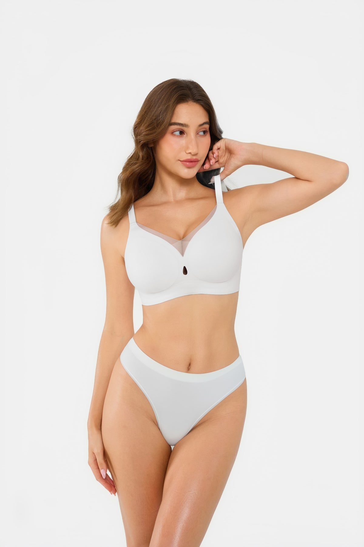 Seamless Airy Contour Plunge Bra