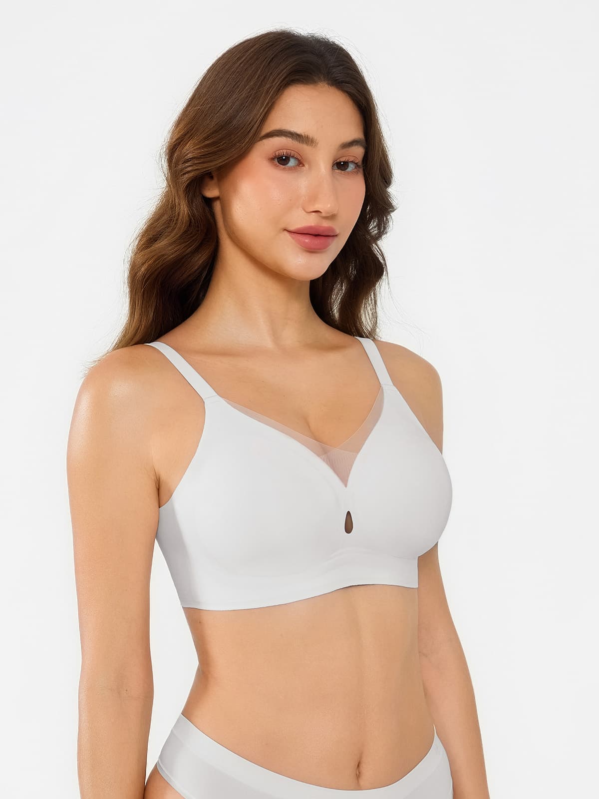 Seamless Airy Contour Plunge Bra