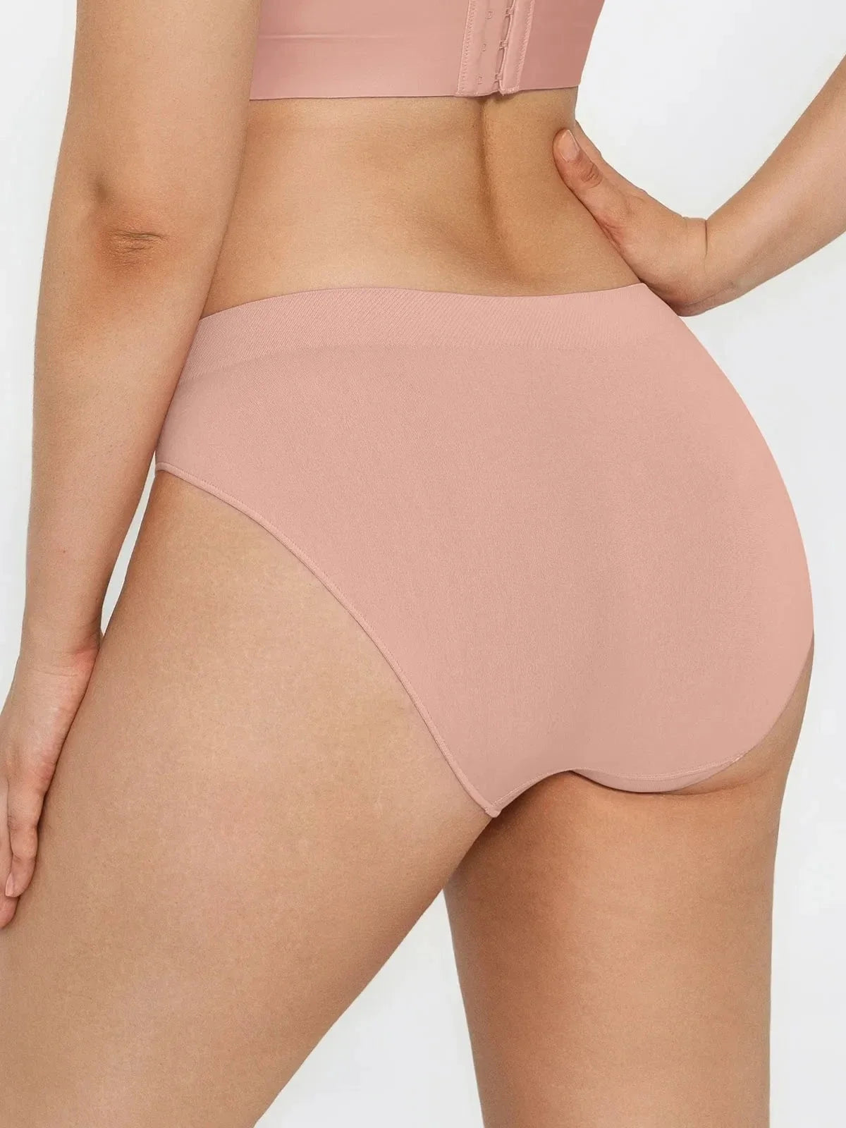 Seamless Solid Mid-Rise Brief