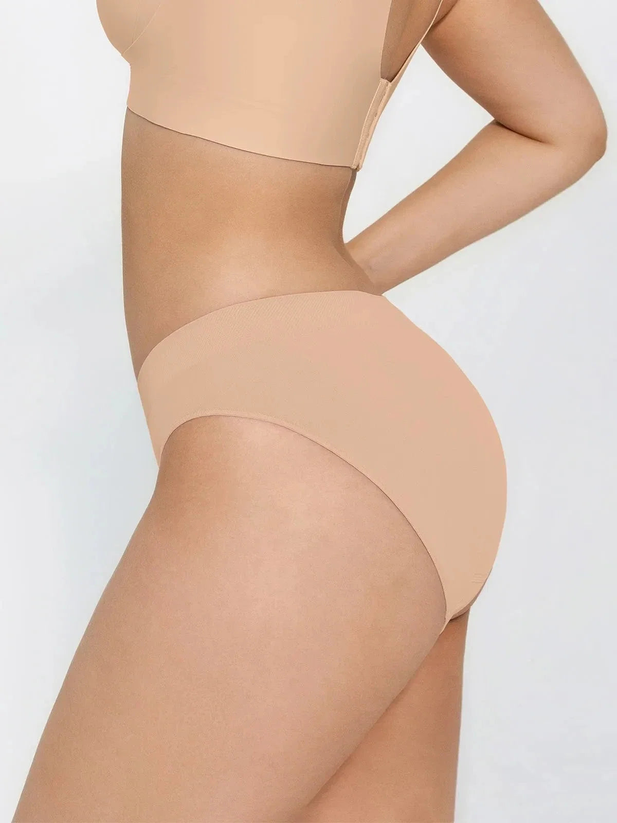 Seamless Solid Mid-Rise Brief