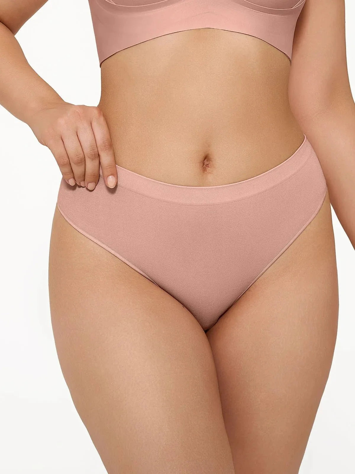 Seamless Solid Mid-Rise Thong Brief